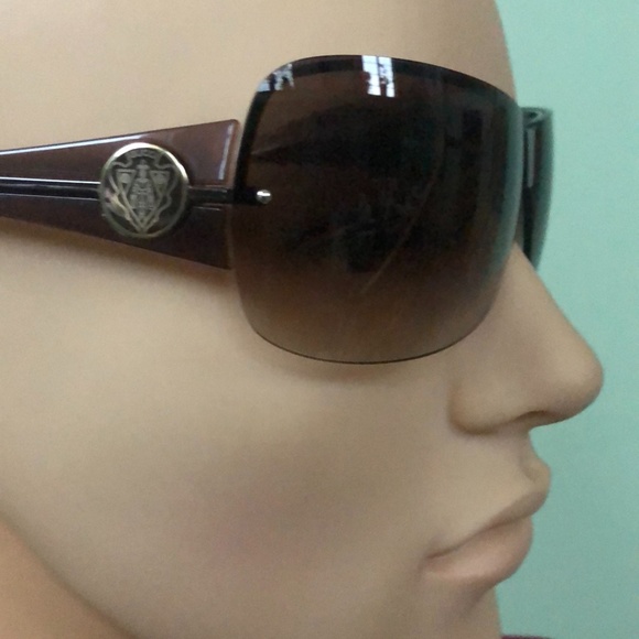 Gucci Sunglasses.   Authentic - Picture 1 of 13